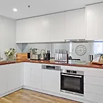 Bondi Breeze Apartments