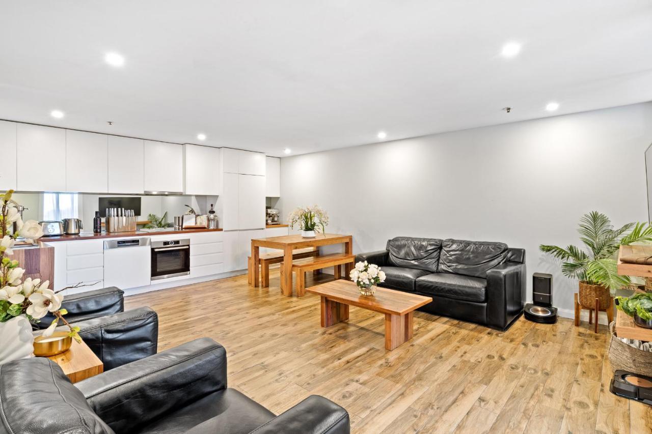 Bondi Breeze Apartment *