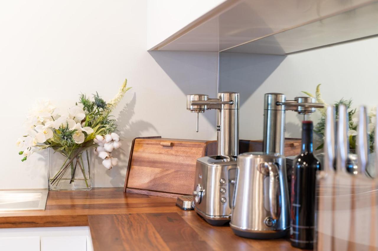Bondi Breeze Apartment *